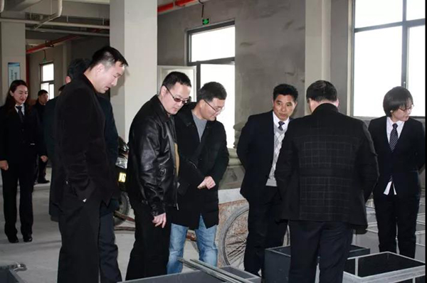 1-21122P92T4327 抖圈- 为du而生(中国区)官方网站