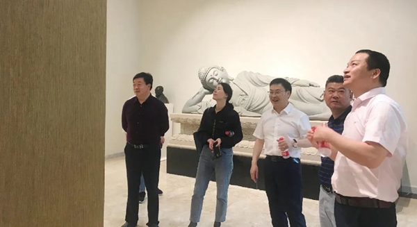 1-220209112P0N2 抖圈- 为du而生(中国区)官方网站