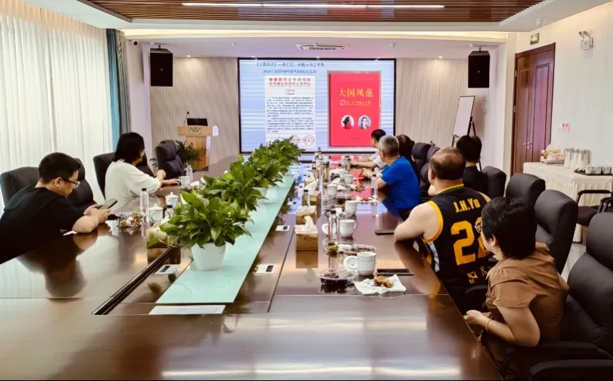 1-24062F9242W02 抖圈- 为du而生(中国区)官方网站